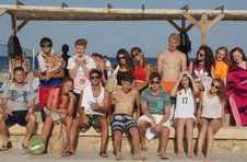 Thumbnail les étudiants internationaux de l’ISC Spain, après s’être amusé à la plage